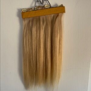 18” Blonde Straight Clip-In Extensions 100% Human Hair 5 pcs